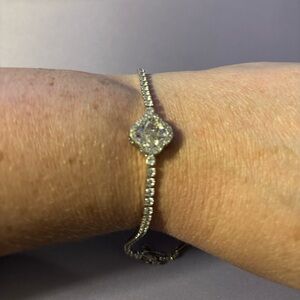 7” with a 1” Extender White Clover White Gold Over Stainless